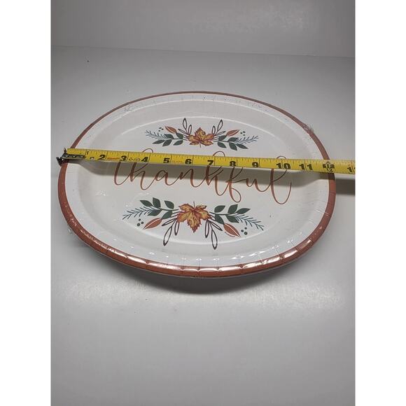 "Thankful " Fall Festivities 2 Pack 8 Ct 12 x 10" Paper Buffet Platters - Picture 3 of 4